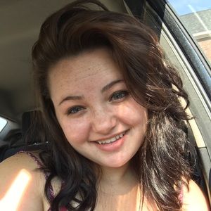 Meet your Posher, Sierra